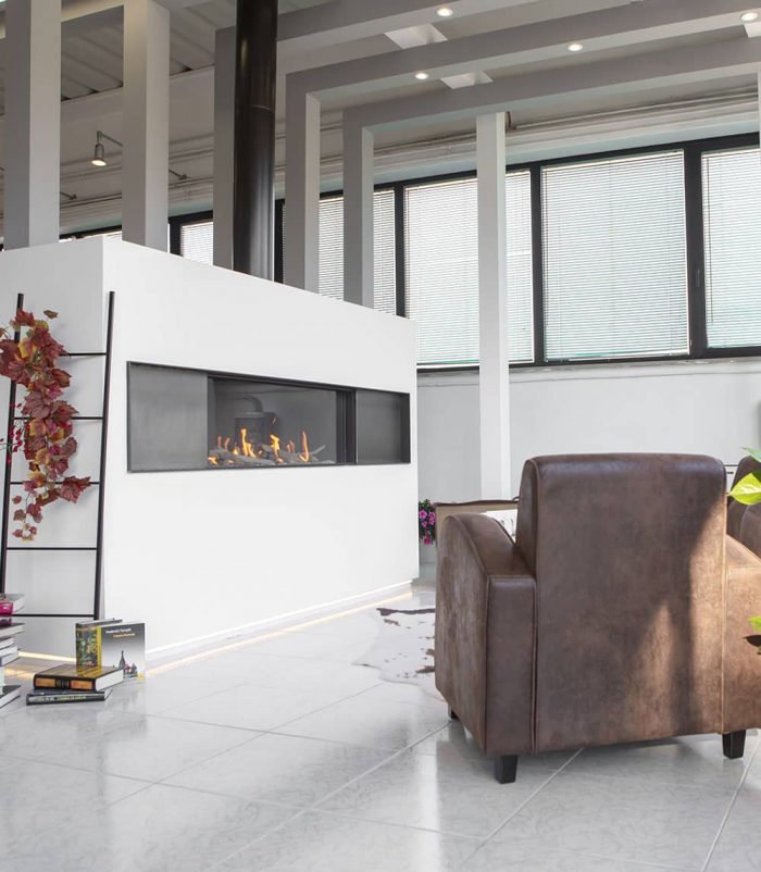Industrial One caminetto a gas grande su misura arredamento contemporaneo Caminetti Carfagna - Fuoco & Design Trevi Umbria