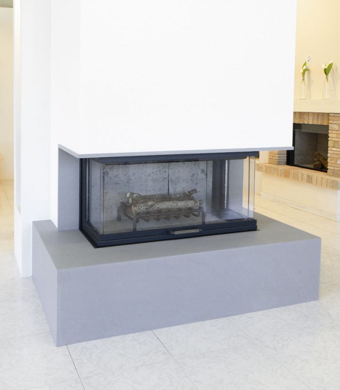 Tri-fireplace caminetto moderno a legna a penisola a tre vetri a mano su misura Caminetti Carfagna - Fuoco & Design Trevi Umbria