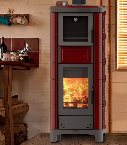 Ardhea-f Evo5 Maiolica termostufa a legna con forno Thermorossi. Fuoco & Design